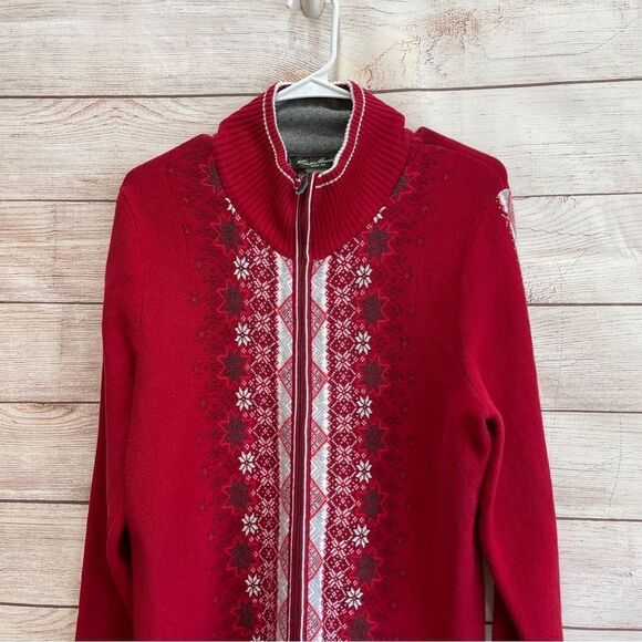 VINTAGE EDDIE BAUER ZIP FRONT SWEATER IN SNOWFLAKE FAIR ISLE DESIGN - Picture 2 of 9